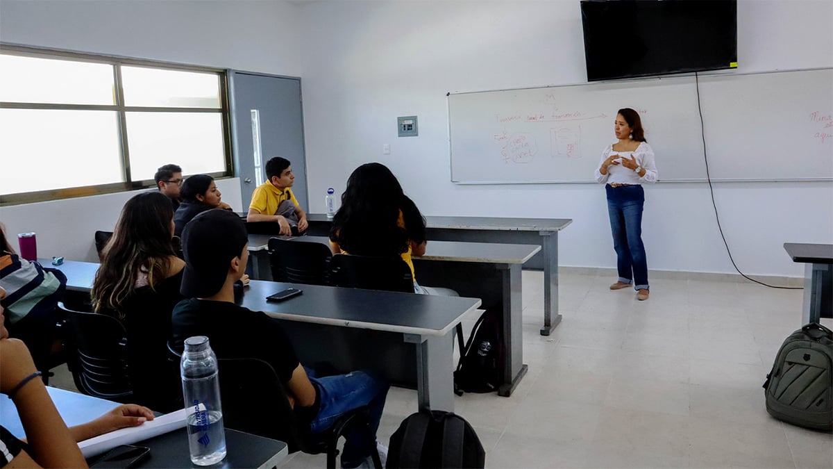Docentes universidad riviera
